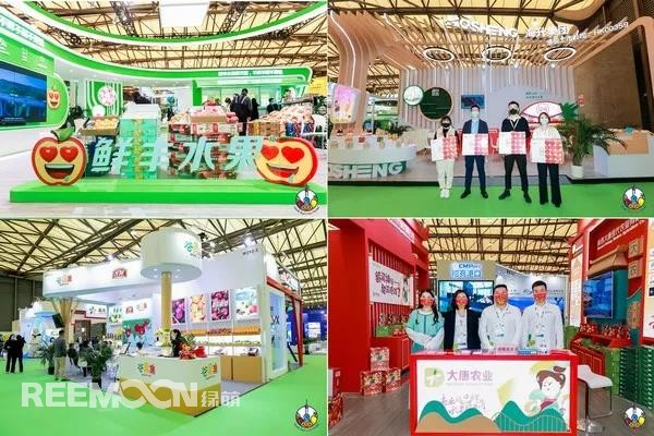 11月16日，是首屆上海國際水果展的第二日，展會(huì)現(xiàn)場依然熱鬧非凡。本次展會(huì)以“世界水果，中國市場”為主題，企望匯聚全球優(yōu)質(zhì)水果資源，打造亞太專業(yè)水果展，促進(jìn)水果產(chǎn)業(yè)發(fā)展與變革。本次展會(huì)普通觀眾的數(shù)量不如疫情之前的展會(huì)，但專業(yè)觀眾的比例較高?！罢箷?huì)首日我們的展位很繁忙，除了對(duì)產(chǎn)品感興趣前來詢問的觀眾外，還